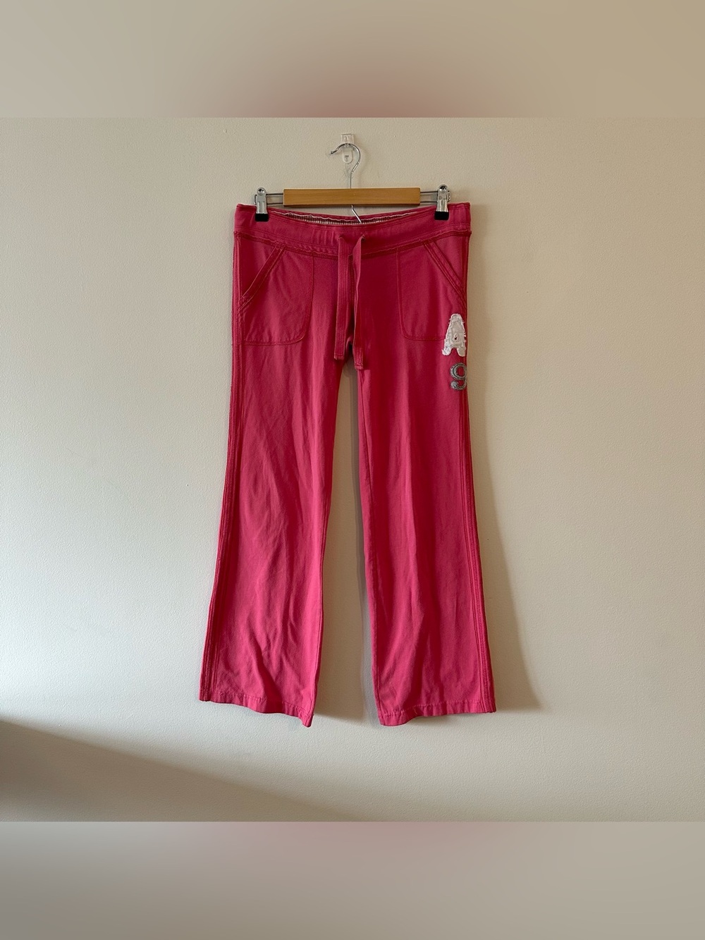 Vintage Y2K Ultra Low Rise Boot Cut Abercrombie Pink Sweatpants Logo XS Lounge
